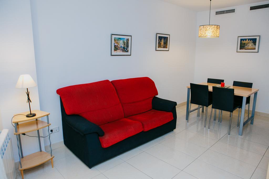 Apartamentos Navas Barcelona Bagian luar foto