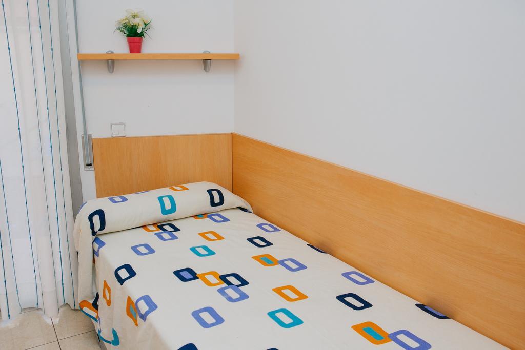 Apartamentos Navas Barcelona Bagian luar foto