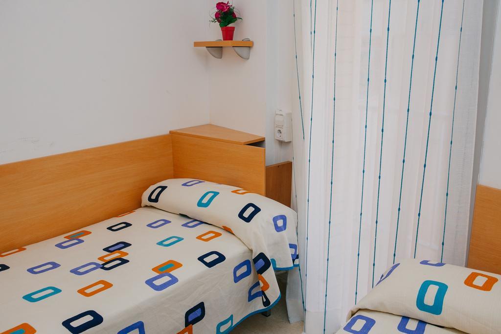 Apartamentos Navas Barcelona Bagian luar foto