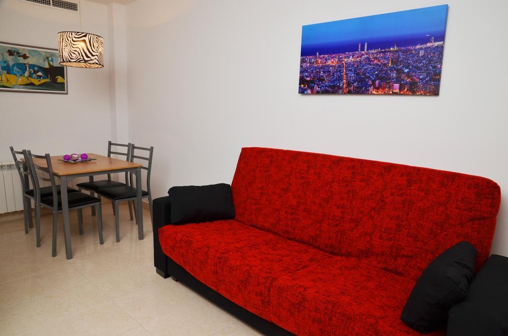 Apartamentos Navas Barcelona Bagian luar foto