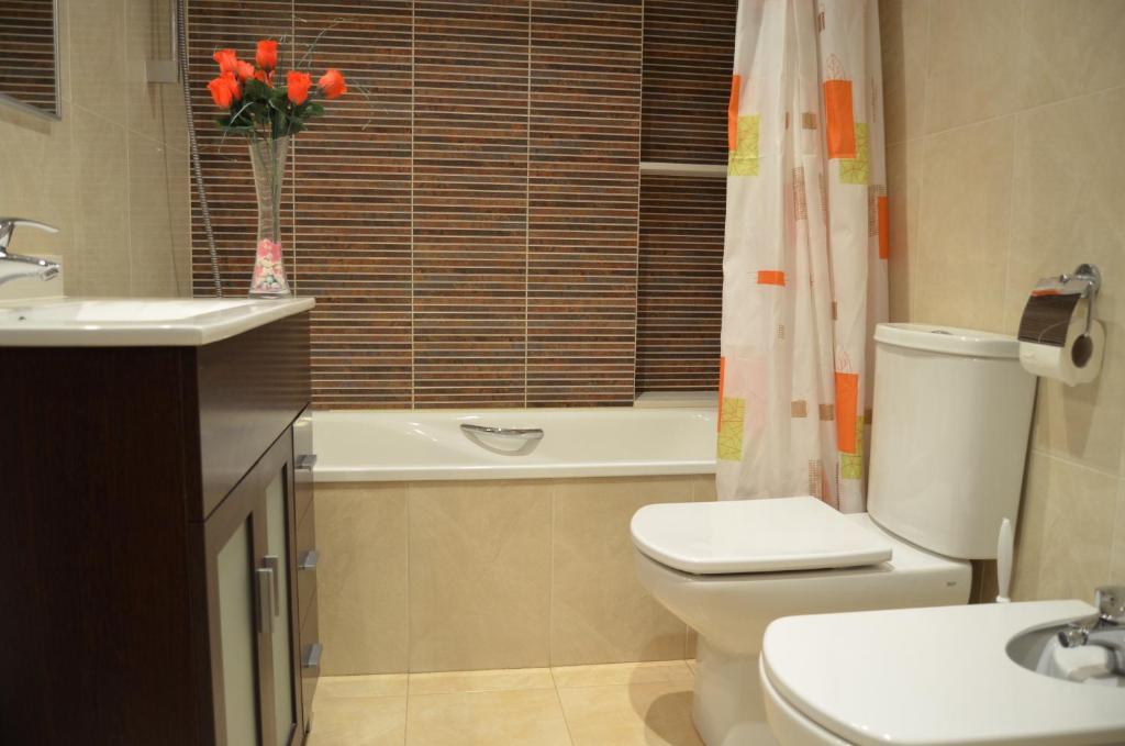 Apartamentos Navas Barcelona Ruang foto